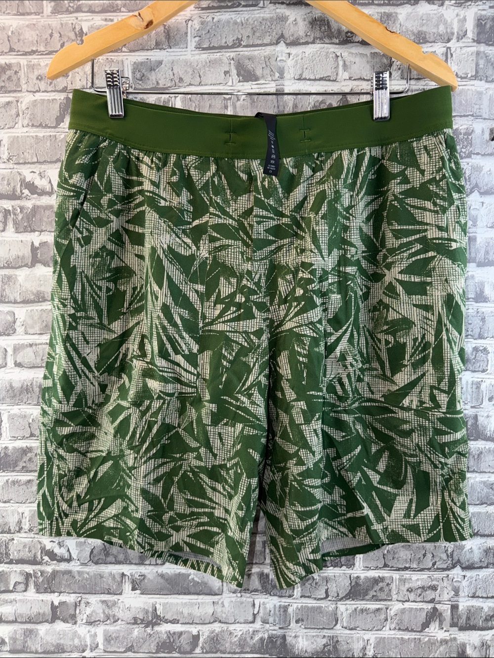 lululemon athletica Green Leaf-Print Workout Shorts